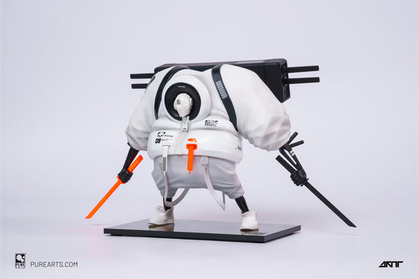 Master 9 Eyes: Phantom Panda 1/12 Vinyl