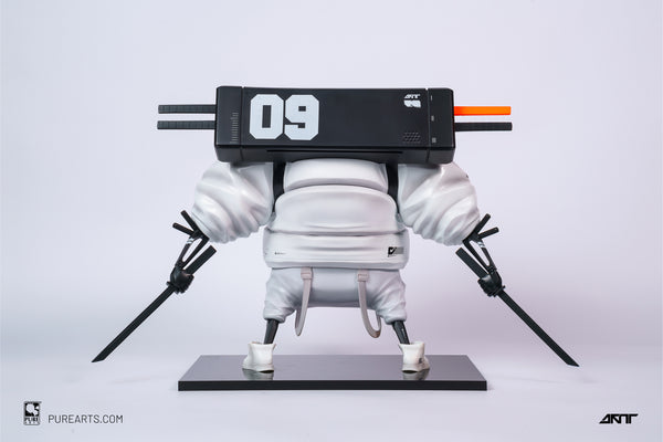 Master 9 Eyes: Phantom Panda 1/12 Vinyl