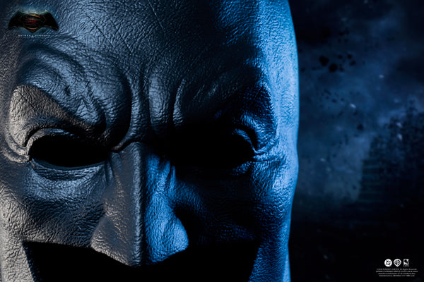 Batman v Superman: Dawn of Justice Batman Cowl Replica Exclusive Edition