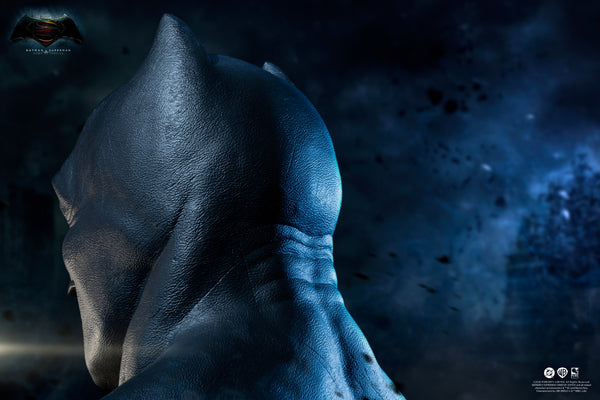 Batman v Superman: Dawn of Justice Batman Cowl Replica Exclusive Edition