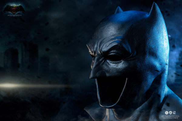 Batman v Superman: Dawn of Justice Batman Cowl Replica Exclusive Edition