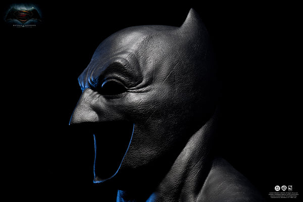 Batman v Superman: Dawn of Justice Batman Cowl Replica Exclusive Edition