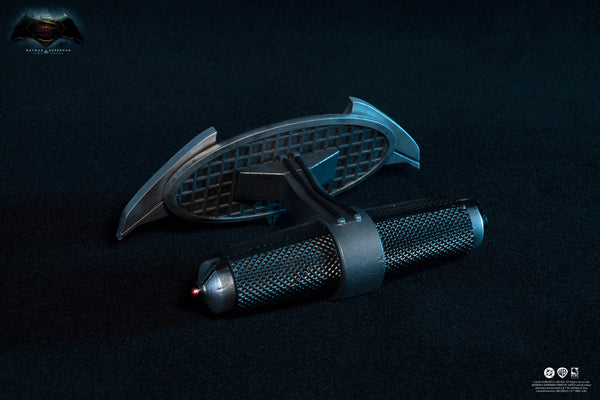 Batman v Superman: Dawn of Justice Batman Cowl Replica Exclusive Edition