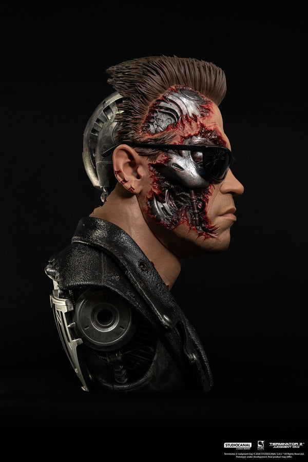 Terminator 2 T-800 Model 101 Battle Damaged Art Mask Exclusive Edition