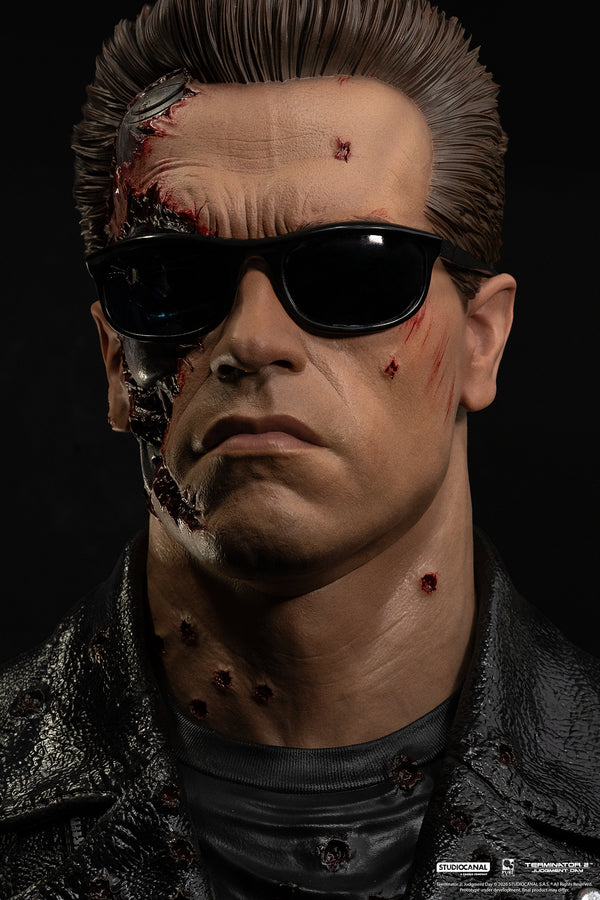 Terminator 2 T-800 Model 101 Battle Damaged Art Mask Exclusive Edition