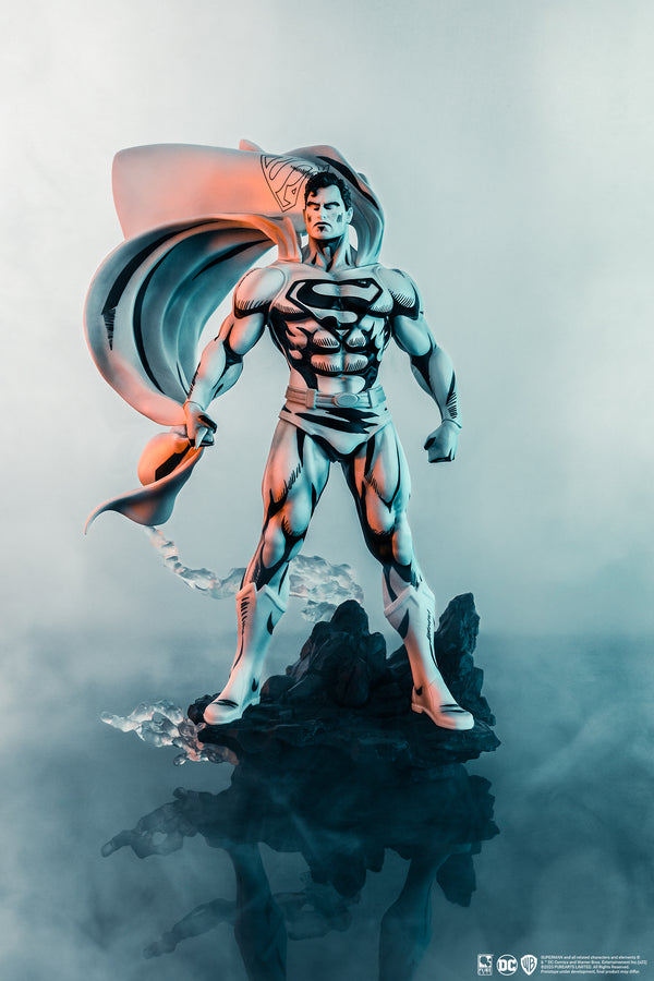 DC Heroes Superman B&W PX PVC 1/8 Scale Statue