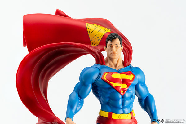 DC Heroes Superman Classic PX PVC 1/8 Scale Statue