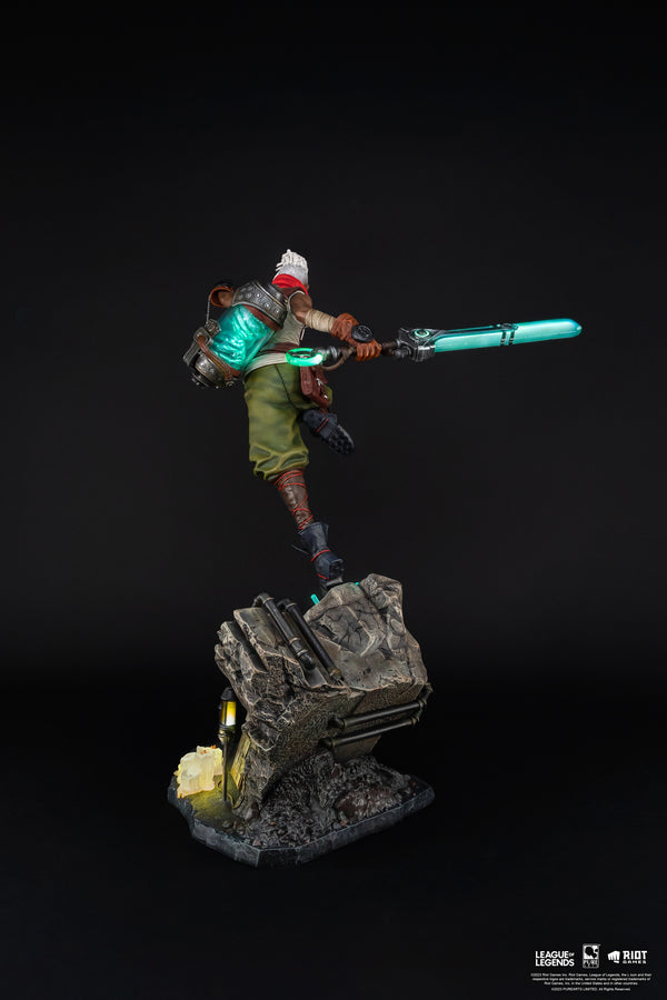 League of Legends Ekko 1/4 Scale Statue