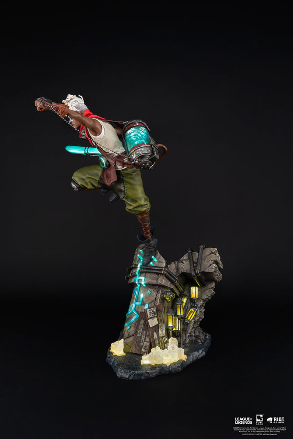 League of Legends Ekko 1/4 Scale Statue