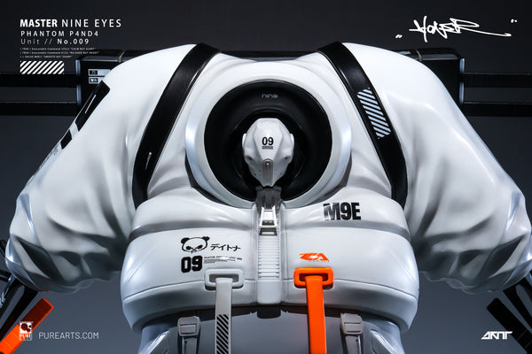 Master 9 Eyes: Phantom Panda 1/12 Vinyl