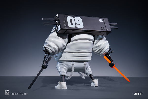 Master 9 Eyes: Phantom Panda 1/12 Vinyl