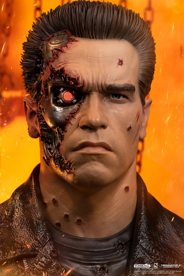 Terminator 2 T-800 Model 101 Battle Damaged Art Mask Exclusive Edition