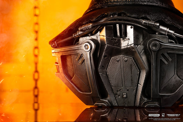 Terminator 2 T-800 Model 101 Battle Damaged Art Mask Exclusive Edition