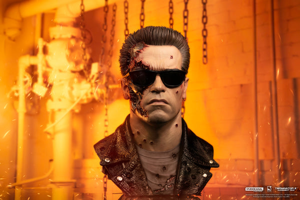Terminator 2 T-800 Model 101 Battle Damaged Art Mask Exclusive Edition