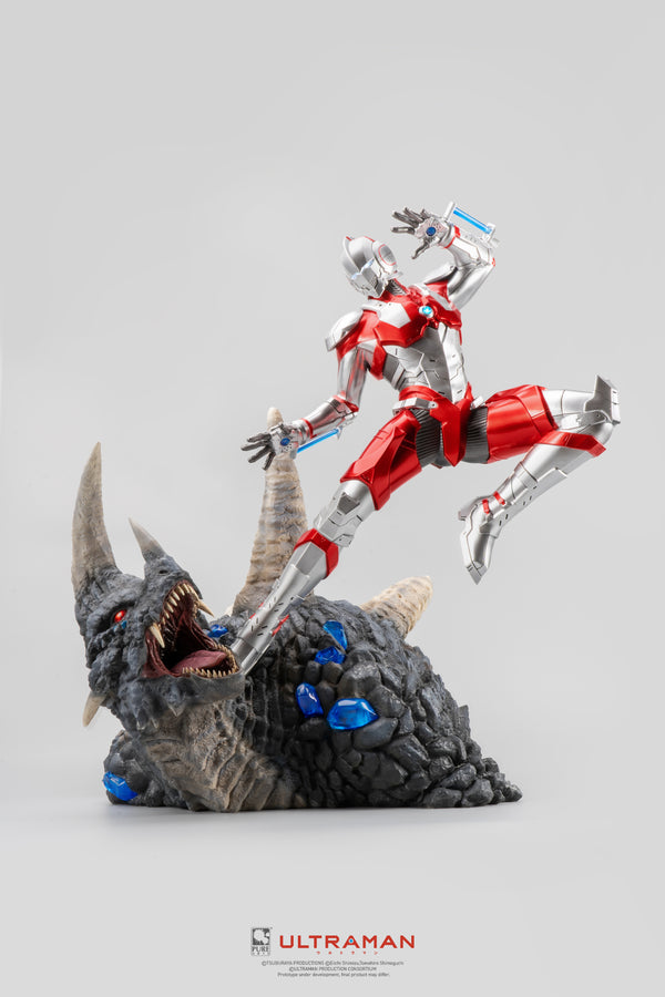 Ultraman vs Black King 1/4 Scale Exclusive Edition Statue