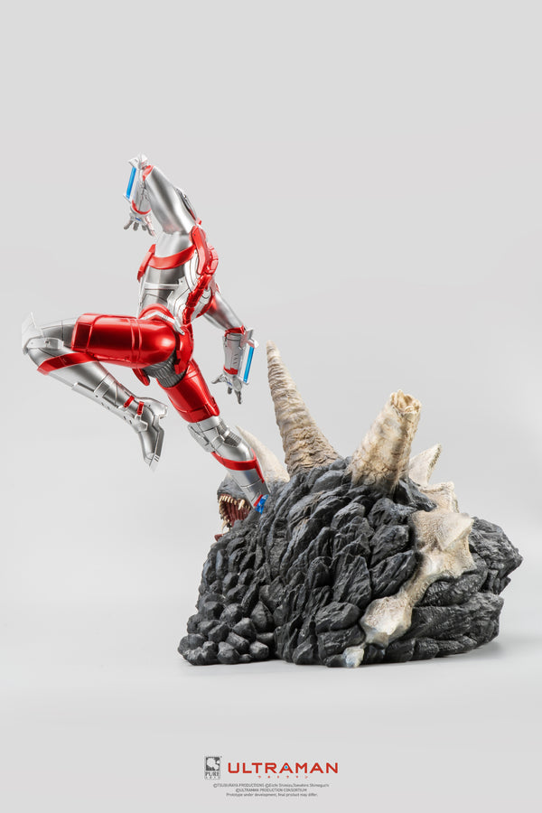 Ultraman vs Black King 1/4 Scale Exclusive Edition Statue