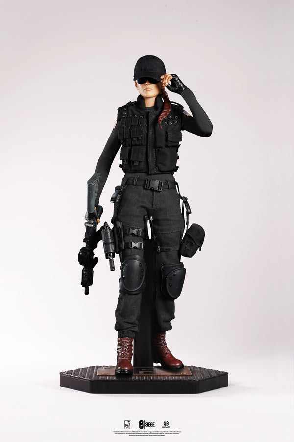 Six Siege: Ash 1/6 Articulated Figure