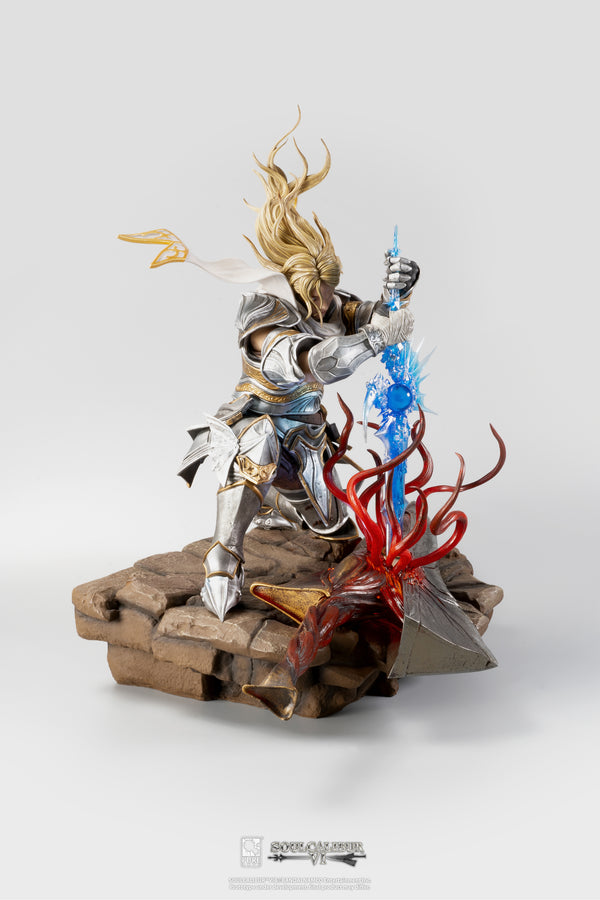 Soul Embrace Siegfried 1/4 Scale Statue Standard Edition