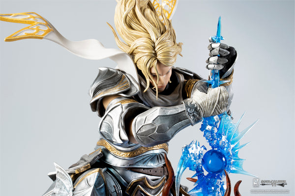 Soul Embrace Siegfried 1/4 Scale Statue Standard Edition