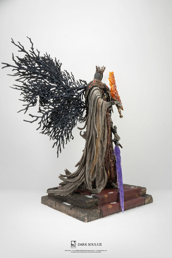 Dark Souls III Pontiff Sulyvahn 1/7 Scale Statue Standard Edition