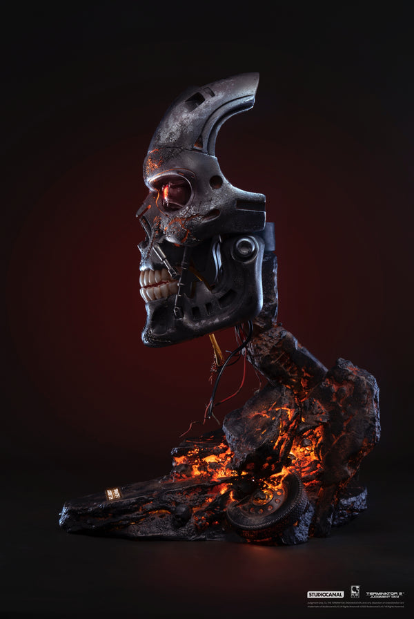 Terminator 2 Battle Damaged T-800 Art Mask Exclusive Edition