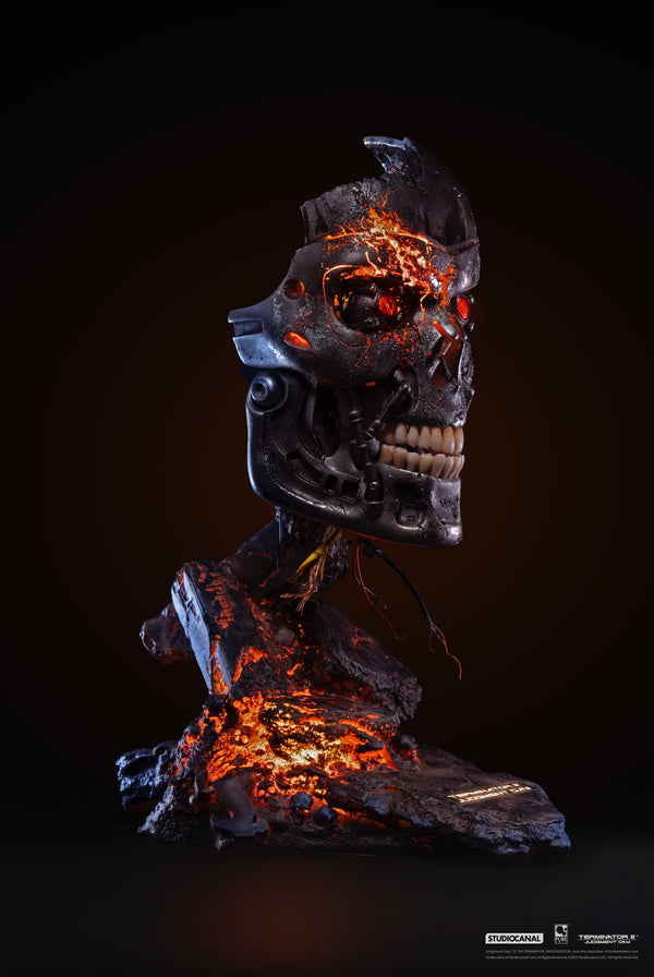 Terminator 2 Battle Damaged T-800 Art Mask Exclusive Edition